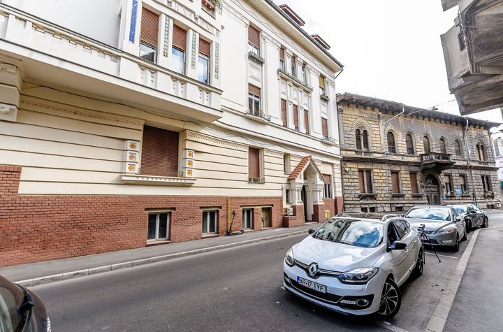 Spațiu premium pentru birouri de închiriat pe Strada Vasile Alecsandri anunturi imobiliare Arad