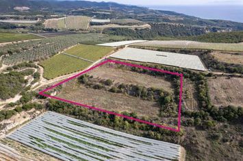 Teren 11.750 mp în Paralia Folias, Kavala anunturi imobiliare Grecia