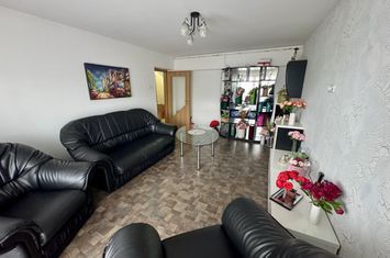 Apartament 4 camere de vanzare DEVA - Hunedoara anunturi imobiliare Hunedoara