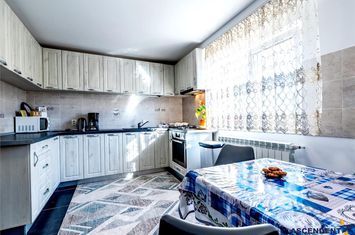 Casă - 5 camere de vanzare EXTERIOR EST - Brasov anunturi imobiliare Brasov