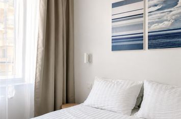 Apartament 2 camere de inchiriat TRACTORUL - Brasov anunturi imobiliare Brasov