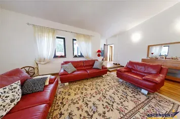 Casă - 7 camere de vanzare BRAN - Brasov anunturi imobiliare Brasov