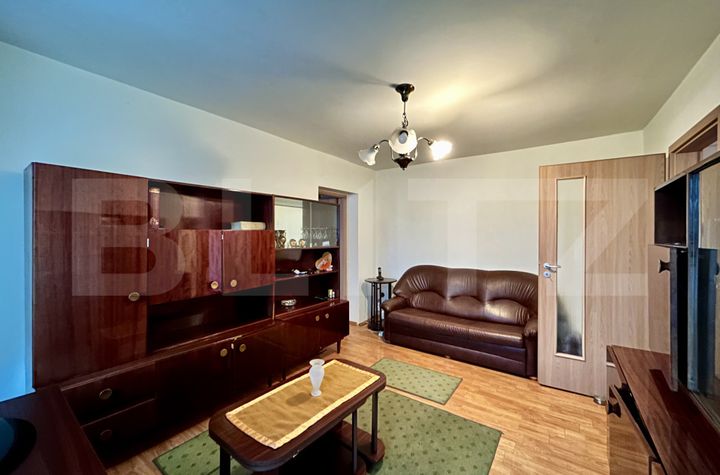 Apartament 3 camere de vanzare PLOIESTI - Prahova anunturi imobiliare Prahova