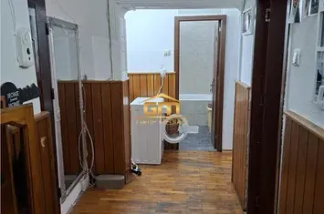 Apartament 2 camere de vanzare OSTROVENI - Valcea anunturi imobiliare Valcea