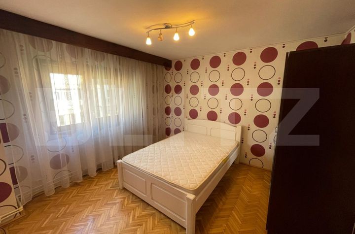 Apartament 3 camere de vanzare TARGU-JIU - Gorj anunturi imobiliare Gorj