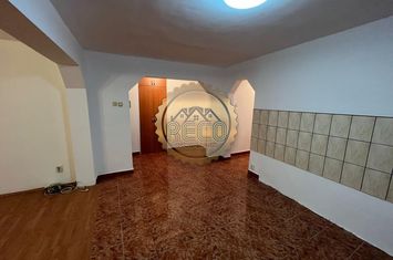 Apartament 3 camere de vanzare NUFARUL - Bihor anunturi imobiliare Bihor
