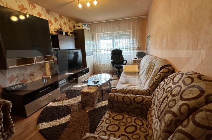 Apartament 3 camere de vanzare ROGERIUS - Bihor anunturi imobiliare Bihor