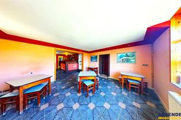 Casă - 11 camere de vanzare BERENI - Mures anunturi imobiliare Mures