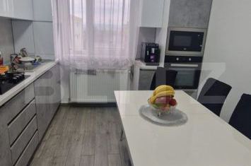 Apartament 3 camere de vanzare TRACTORU - Brasov anunturi imobiliare Brasov