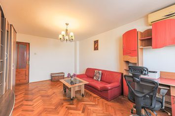 Apartament 2 camere, decomandat, 64 mp, etaj 4/4 anunturi imobiliare Arad