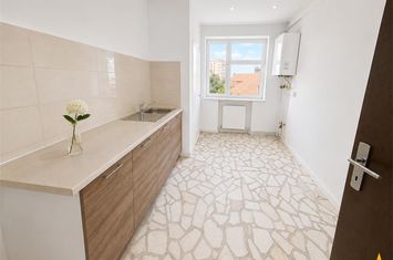 Apartament 4 camere de inchiriat TOMIS 4 - Constanta anunturi imobiliare Constanta