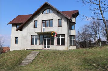 Apartament 8 camere de vanzare SACELE - Brasov anunturi imobiliare Brasov