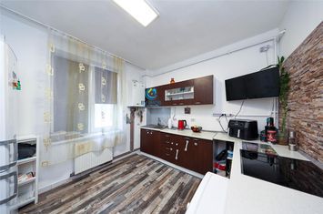 Garsonieră de vanzare GEMENII - Brasov anunturi imobiliare Brasov