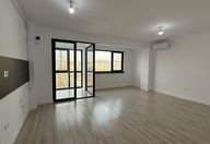 83.000 €, Garsonieră