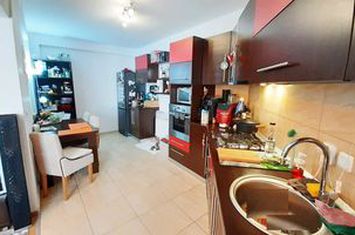 Apartament 3 camere de vanzare BACIU - Cluj anunturi imobiliare Cluj