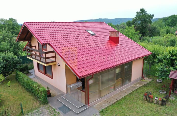 Vila de vanzare in Brebu  - Zona Brebu Megiesesc anunturi imobiliare Prahova