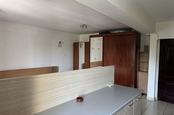 Garsoniera inchiriere Nicolae Grigorescu etajul1 anunturi imobiliare Bucuresti