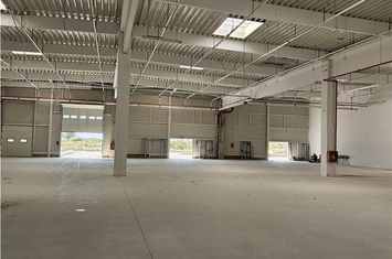 Spațiu industrial de inchiriat NORD-VEST - Arad anunturi imobiliare Arad