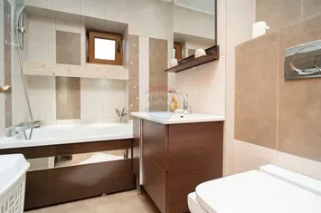 Apartament cu 3 camere de închiriat anunturi imobiliare Iasi