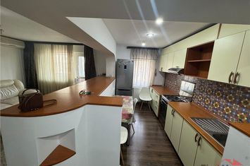 Apartament 3 camere de vanzare CENTRAL - Vrancea anunturi imobiliare Vrancea