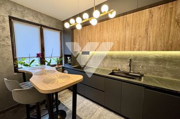 Vilă - 4 camere de vanzare TALMACIU - Sibiu anunturi imobiliare Sibiu