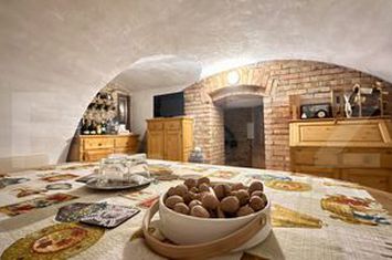 Apartament 3 camere de vanzare ORADEA - Bihor anunturi imobiliare Bihor