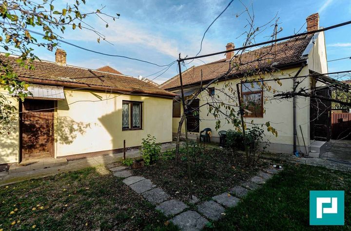 Casă cu teren în Pârneava anunturi imobiliare Arad