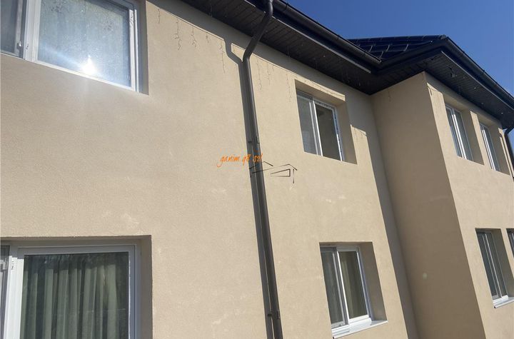Vilă - 5 camere de vanzare ULTRACENTRAL - Vrancea anunturi imobiliare Vrancea