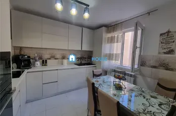 Apartament 3 camere de vanzare CENTRAL - Brasov anunturi imobiliare Brasov