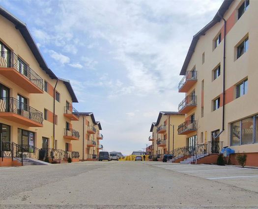 Apartament 3 camere Lunca Cetatuii, 69 mp