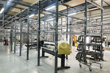Hala industriala 900 mp de inchiriat pe Calea Clujului anunturi imobiliare Bihor