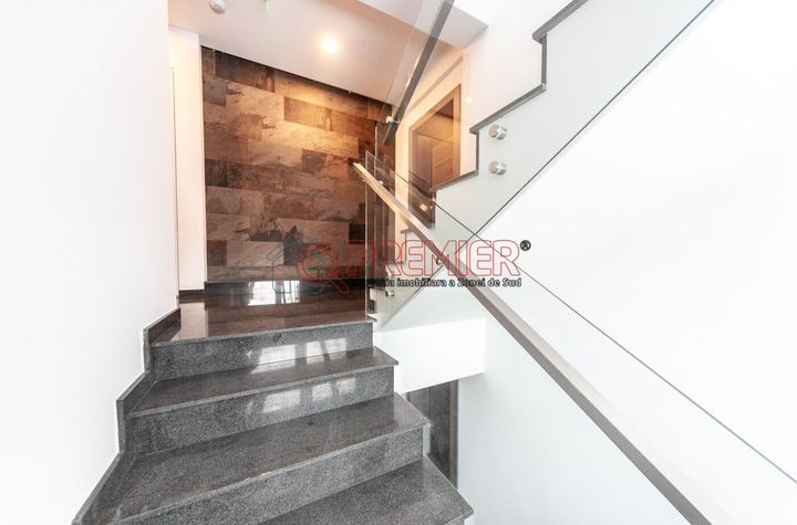 Apartament luminos Berceni - Carrefour Grand Arena sector 4 anunturi imobiliare Bucuresti