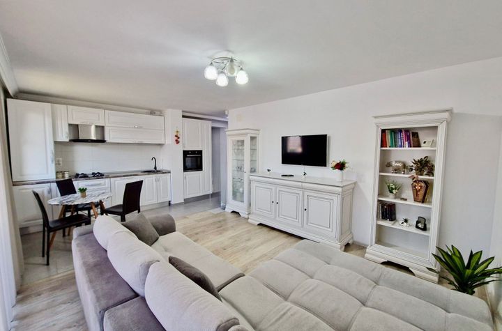 Apartament 2 camere de inchiriat TRACTORU - Brasov anunturi imobiliare Brasov
