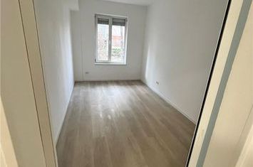 Apartament 3 camere de vanzare CENTRUL CIVIC - Brasov anunturi imobiliare Brasov