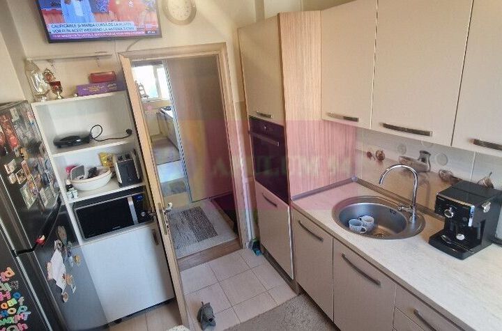 Vanzare apartament cu 3 camere in zona Baba Novac-metrou anunturi imobiliare Bucuresti