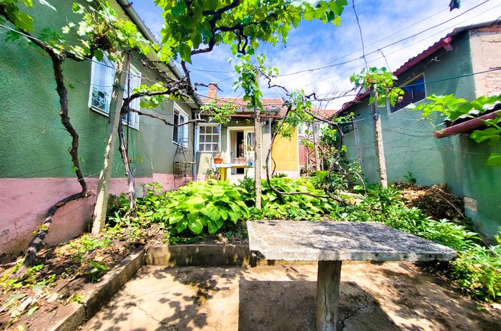 Casă - 3 camere de vanzare ORADEA - Bihor anunturi imobiliare Bihor
