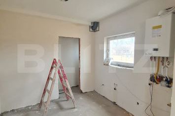 Vilă - 4 camere de vanzare FLORESTI - Cluj anunturi imobiliare Cluj