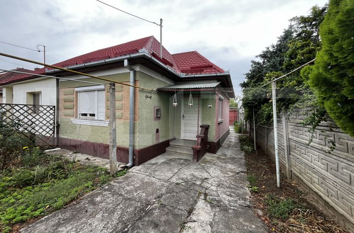 Casă - 3 camere de vanzare SATU MARE - Satu Mare anunturi imobiliare Satu Mare