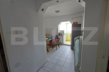 Apartament 3 camere de vanzare TARGU-JIU - Gorj anunturi imobiliare Gorj