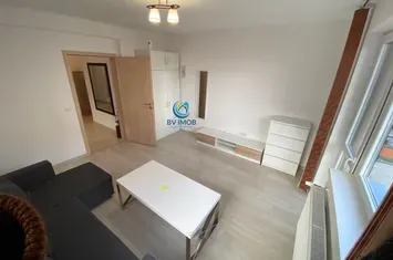 Apartament 2 camere de inchiriat TRACTORUL - Brasov anunturi imobiliare Brasov