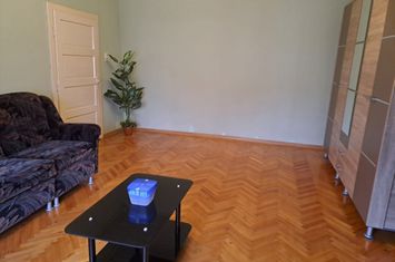 Casă - 5 camere de vanzare HUNEDOARA - Hunedoara anunturi imobiliare Hunedoara