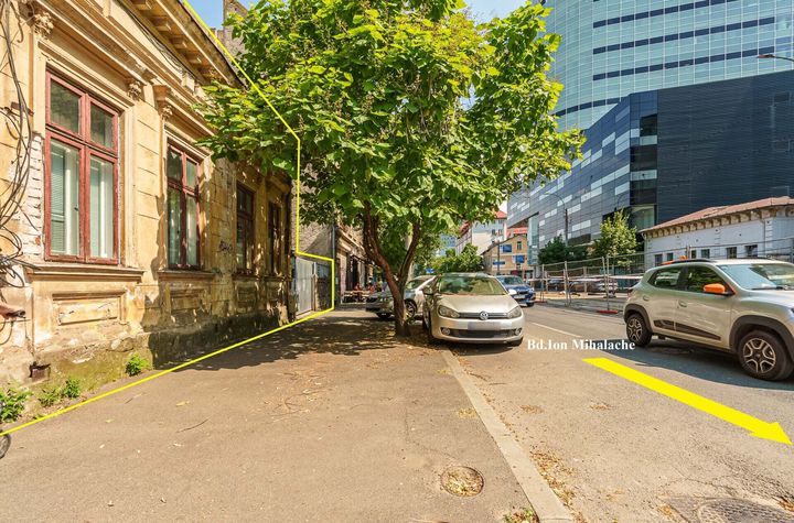 Piata Victoriei Mihalache stradal Corp Casa monument curte comuna anunturi imobiliare Bucuresti