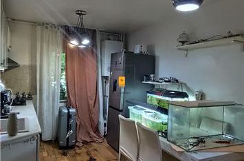Apartament 2 camere de vanzare 9 MAI - Prahova anunturi imobiliare Prahova