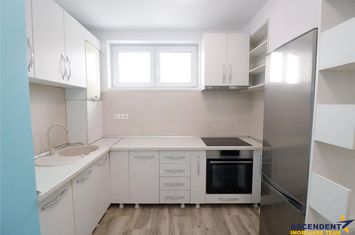 Garsonieră de vanzare TRACTORUL - Brasov anunturi imobiliare Brasov