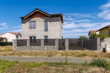 Vilă - 5 camere de vanzare ARADUL NOU - Arad anunturi imobiliare Arad