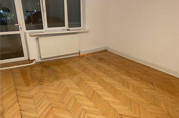 Apartament 3 camere de vanzare CENTRAL - Vrancea anunturi imobiliare Vrancea
