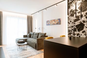 Apartament nou cu 2 camere de inchiriat EAS/Residence Central anunturi imobiliare Bihor