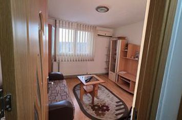Apartament 3 camere de vanzare VALENII DE MUNTE - Prahova anunturi imobiliare Prahova