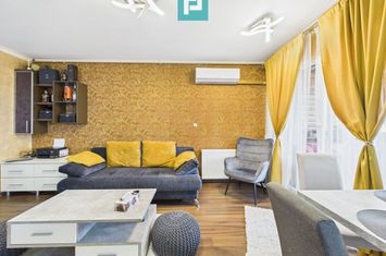 Penthouse Adora Park cu 2 camere anunturi imobiliare Arad