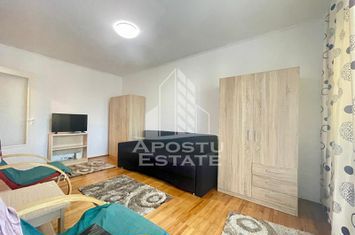 Garsoniera confort 1 - zona Aurel Vlaicu. Lebada anunturi imobiliare Arad